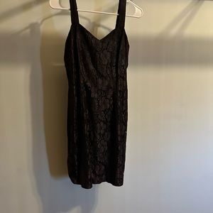 Not very stretchy! Floral Pattern